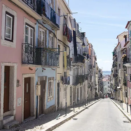 Lägenhet Amalia's Charming & Bright Duplex Apt In Rossio Lisboa